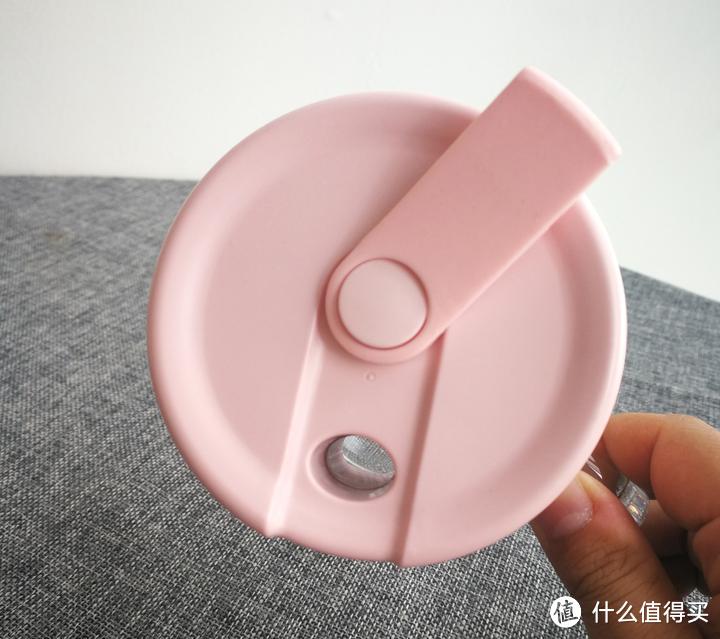 这个夏天最火的2款便携榨汁杯选谁？实测告诉你