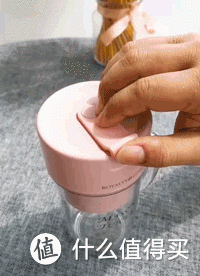 这个夏天最火的2款便携榨汁杯选谁？实测告诉你